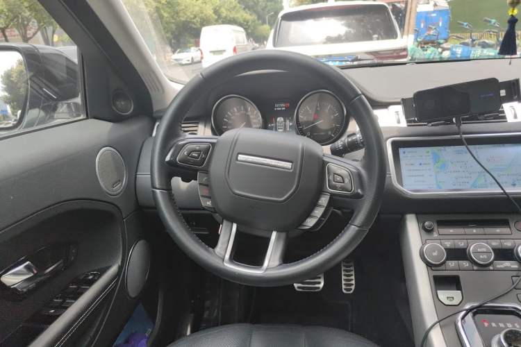 Used Land Rover Range Evoque 2013 2.0T 5-Door Ignite Edition Steering Wheel