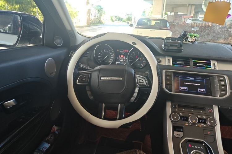 Used Land Rover Range Evoque 2013 2.0T 5-Door Ignite Edition Steering Wheel