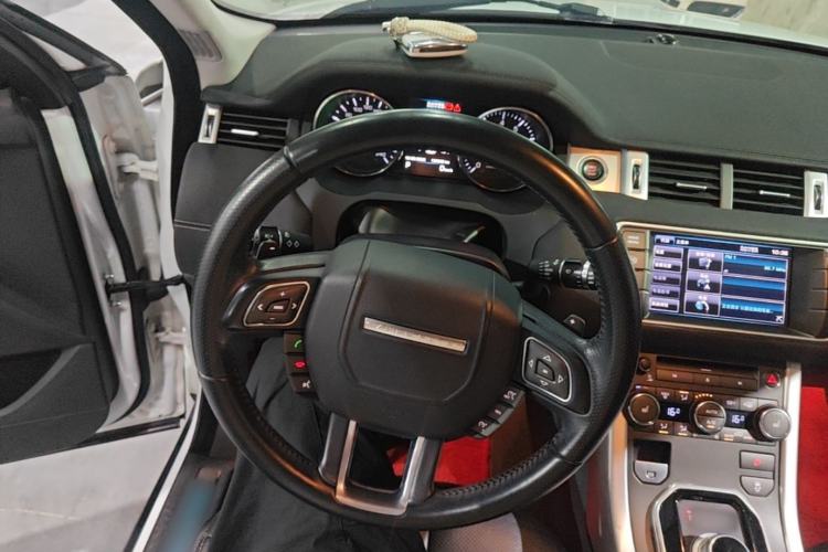 Used Land Rover Range Evoque 2013 2.0T 5-Door Ignite Edition Steering Wheel
