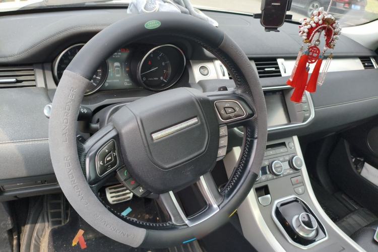 Used Land Rover Range Evoque 2013 2.0T 5-Door Ignite Edition Steering Wheel