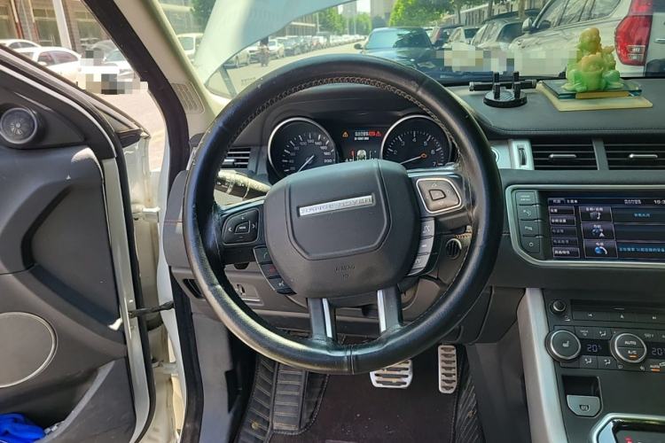 Used Land Rover Range Evoque 2013 2.0T 5-Door Ignite Edition Steering Wheel