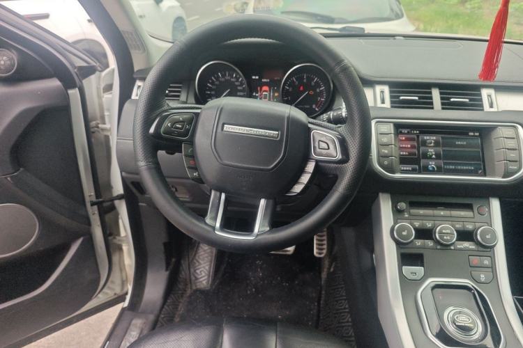 Used Land Rover Range Evoque 2013 2.0T 5-Door Ignite Edition Steering Wheel