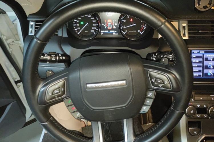 Used Land Rover Range Evoque 2013 2.0T 5-Door Ignite Edition Steering Wheel
