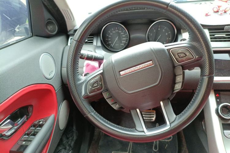 Used Land Rover Range Evoque 2013 2.0T 5-Door Ignite Edition Steering Wheel