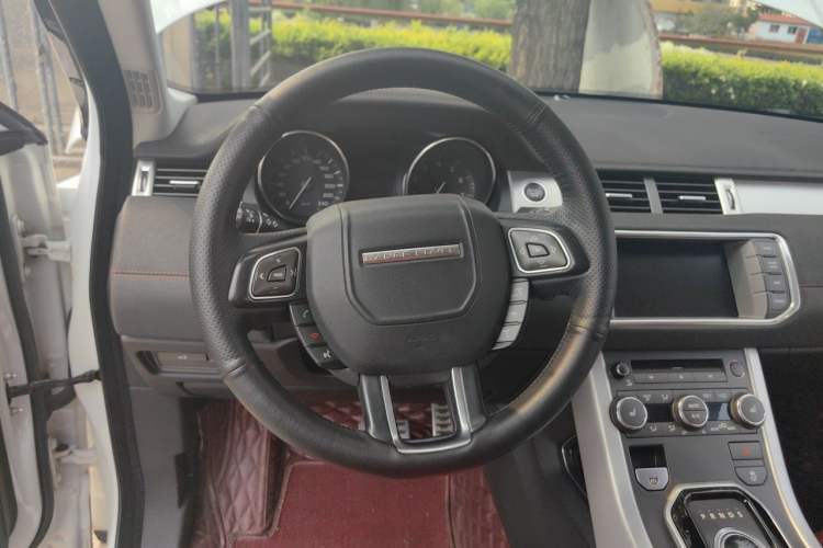Used Land Rover Range Evoque 2013 2.0T 5-Door Ignite Edition Steering Wheel