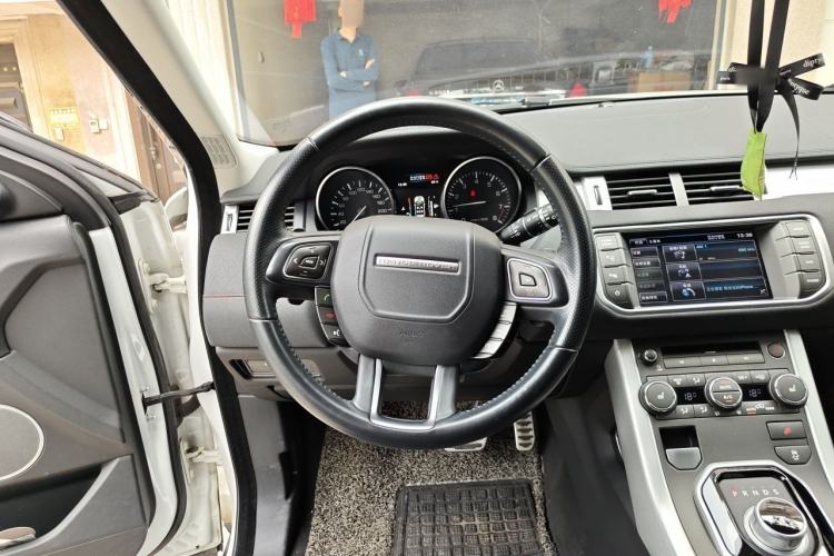 Used Land Rover Range Evoque 2013 2.0T 5-Door Ignite Edition Steering Wheel