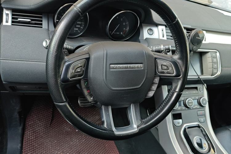 Used Land Rover Range Evoque 2013 2.0T 5-Door Ignite Edition Steering Wheel