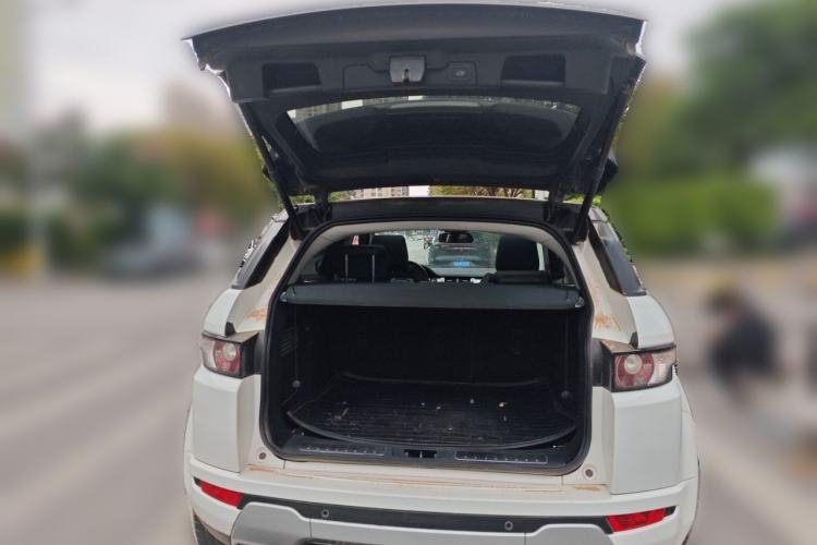 Used Land Rover Range Evoque 2013 2.0T 5-Door Ignite Edition Trunk