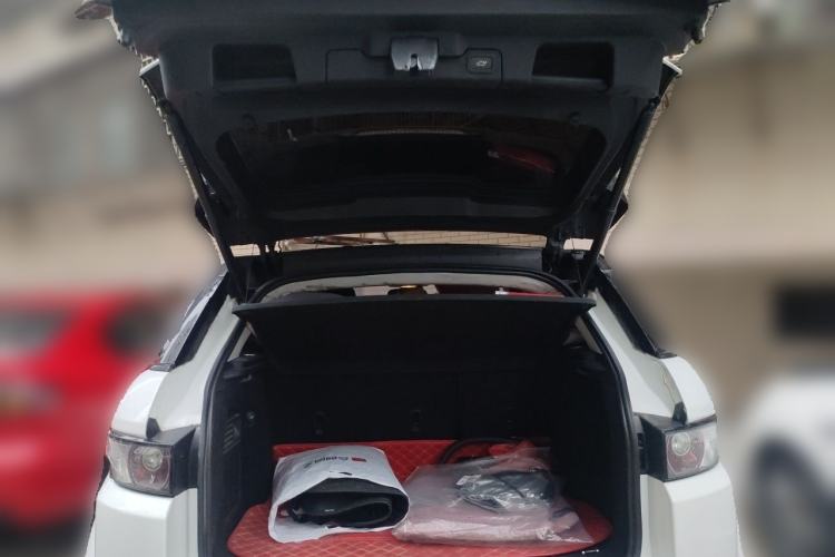 Used Land Rover Range Evoque 2013 2.0T 5-Door Ignite Edition Trunk