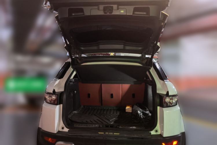 Used Land Rover Range Evoque 2013 2.0T 5-Door YAOZHI Edition Trunk