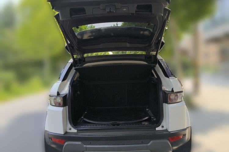 Used Land Rover Range Evoque 2013 2.0T 5-Door YAOZHI Edition Trunk