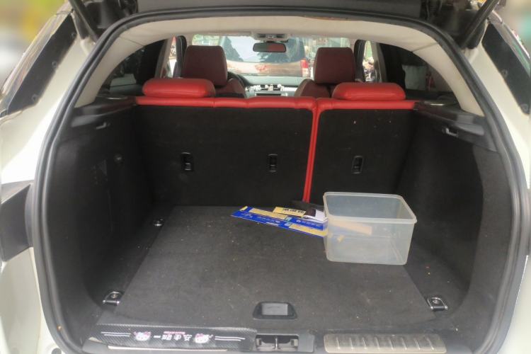 Used Land Rover Range Evoque 2013 2.0T 5-Door Ignite Edition Trunk