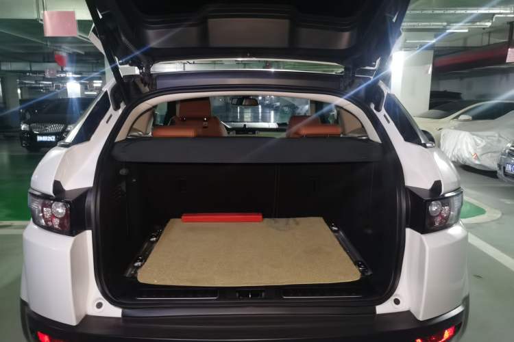 Used Land Rover Range Evoque 2013 2.0T 3-Door YAOZHI Edition Trunk