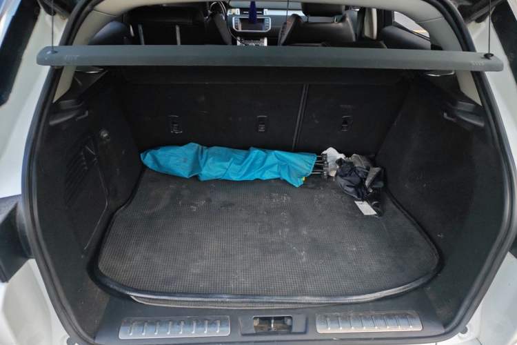 Used Land Rover Range Evoque 2013 2.0T 5-Door Ignite Edition Trunk