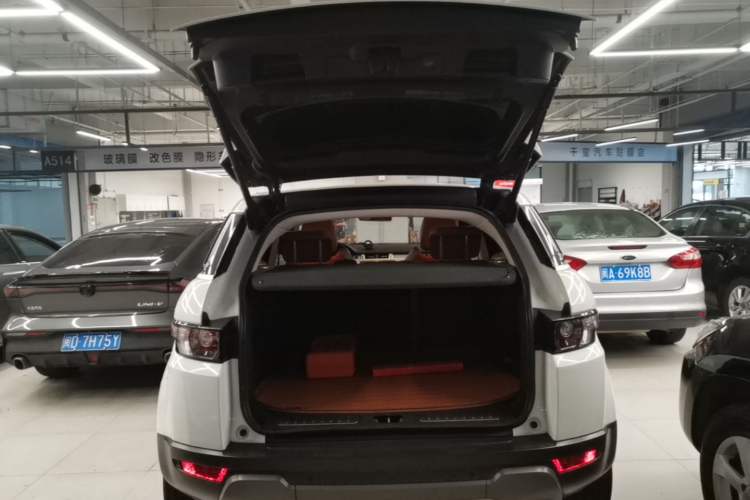 Used Land Rover Range Evoque 2013 2.0T 5-Door YAOZHI Edition Trunk