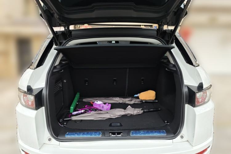 Used Land Rover Range Evoque 2013 2.0T 5-Door Ignite Edition Trunk