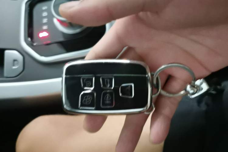 Used Land Rover Range Evoque 2013 2.0T 5-Door Ignite Edition Vehicle Key
