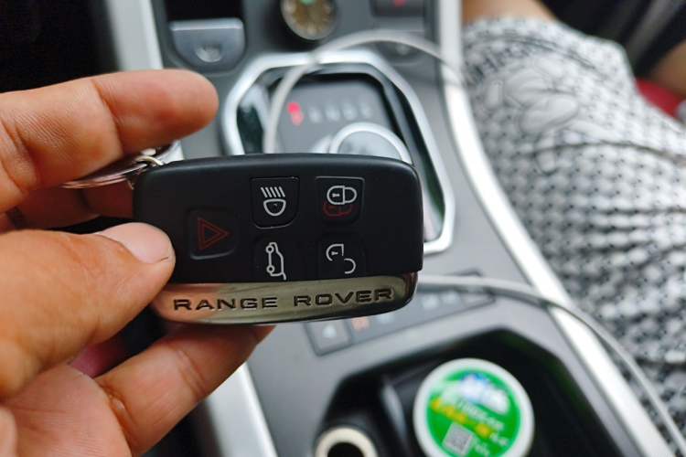 Used Land Rover Range Evoque 2013 2.0T 5-Door Ignite Edition Vehicle Key