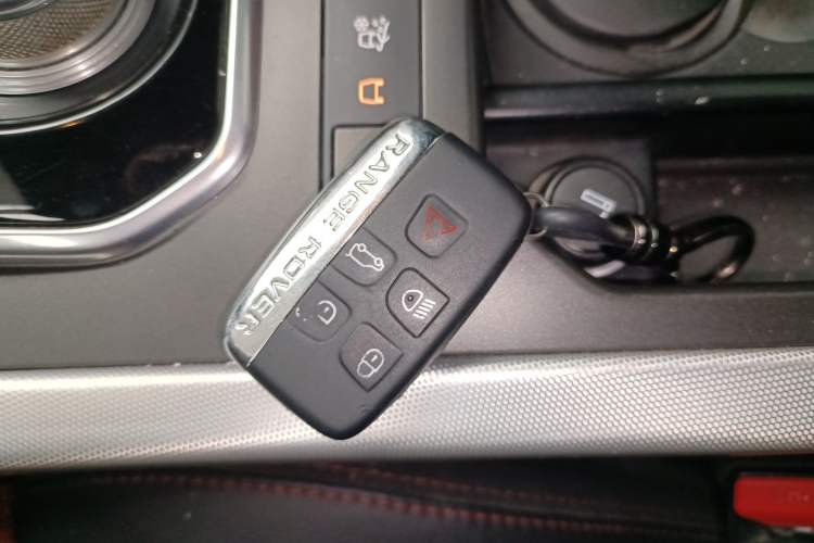 Used Land Rover Range Evoque 2013 2.0T 5-Door Ignite Edition Vehicle Key
