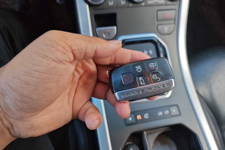 Used Land Rover Range Evoque 2013 2.0T 5-Door Ignite Edition Vehicle Key