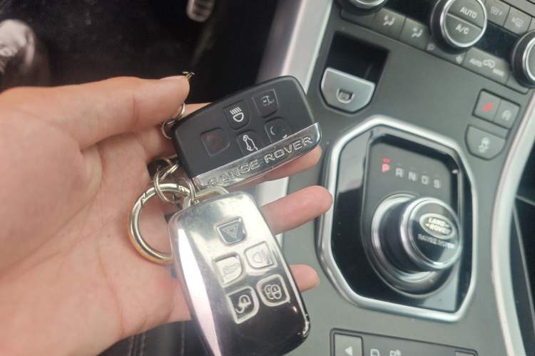 Used Land Rover Range Evoque 2013 2.0T 5-Door Ignite Edition Vehicle Key