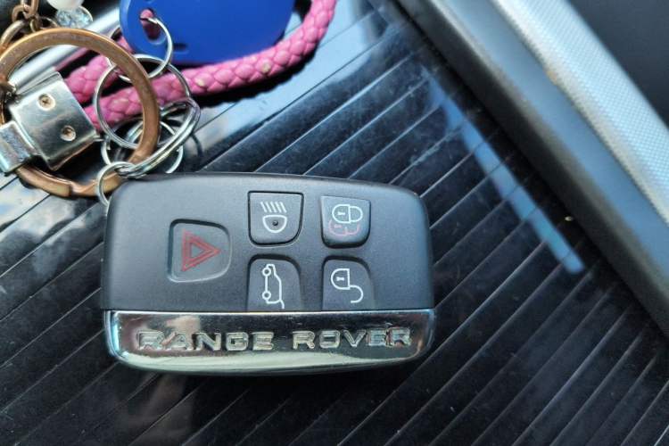 Used Land Rover Range Evoque  Vehicle Key