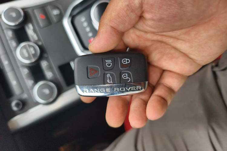 Used Land Rover Range Evoque 2013 2.2T 5-Door Diesel Edition Vehicle Key