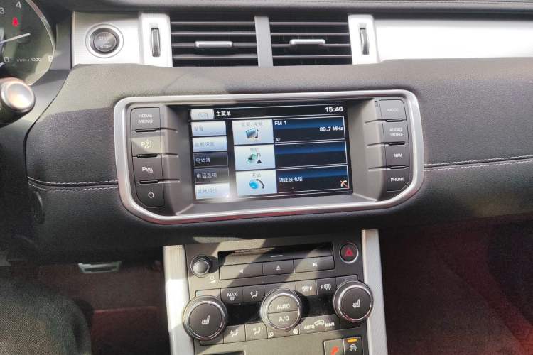 Used Land Rover Range Evoque 2013 2.0T 5-Door Ignite Edition Audio And AC Panel