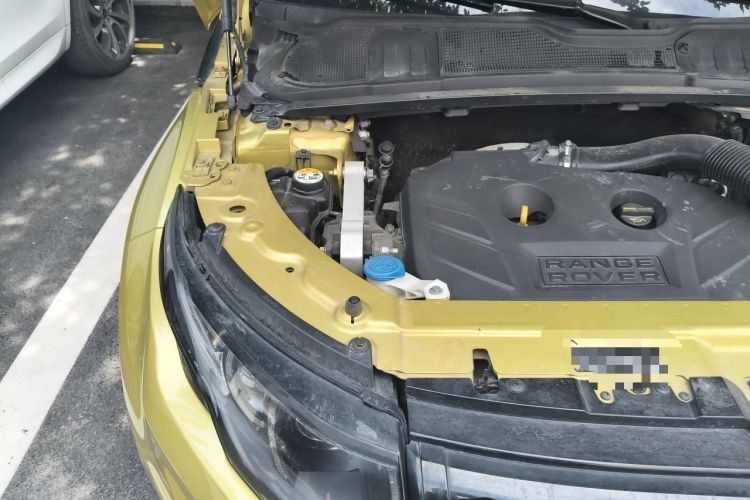 Used Land Rover Range Evoque 2013 2.0T 5-Door Ignite Limited Edition Engine Bay Right