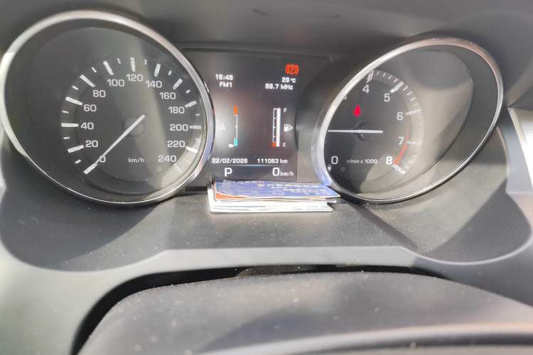 Used Land Rover Range Evoque 2013 2.0T 5-Door Ignite Edition Odometer Close Up