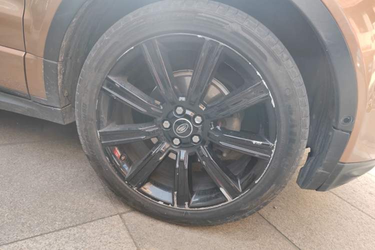 Used Land Rover Range Evoque 2013 2.0T 5-Door Ignite Edition Right Front Wheel Hub