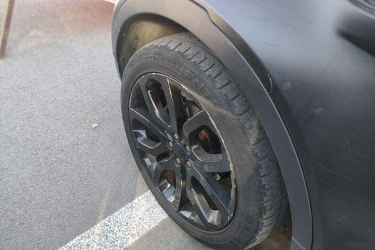Used Land Rover Range Evoque 2014 2.0T 5-Door Ignite Edition Left Front Wheel Hub