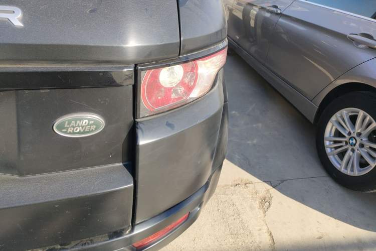 Used Land Rover Range Evoque 2014 2.0T 5-Door Ignite Edition Right Rear Taillight