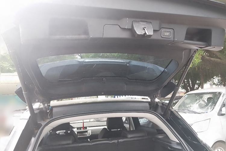 Used Land Rover Range Evoque 2014 2.0T 5-Door Ignite Edition Trunk