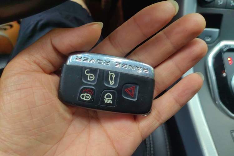 Used Land Rover Range Evoque 2014 2.0T 5-Door Ignite Edition Vehicle Key