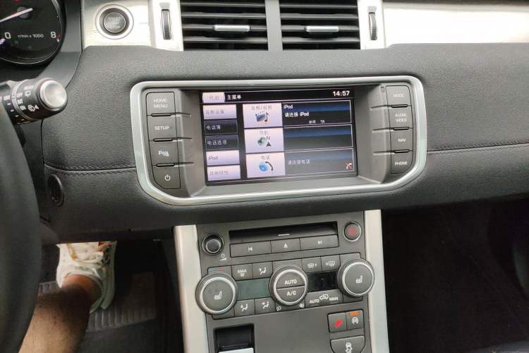 Used Land Rover Range Evoque 2014 2.0T 5-Door YAOZHEN Edition Audio And AC Panel
