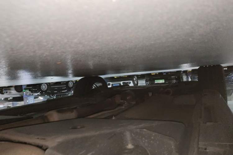 Used Land Rover Range Evoque 2014 2.0T 5-Door Ignite Edition Chassis Rear Left