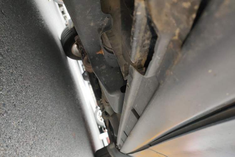 Used Land Rover Range Evoque 2014 2.0T 5-Door YAOZHEN Edition Chassis Rear Right