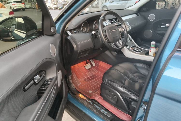 Used Land Rover Range Evoque 2014 2.0T 5-Door Ignite Edition Driver Seat