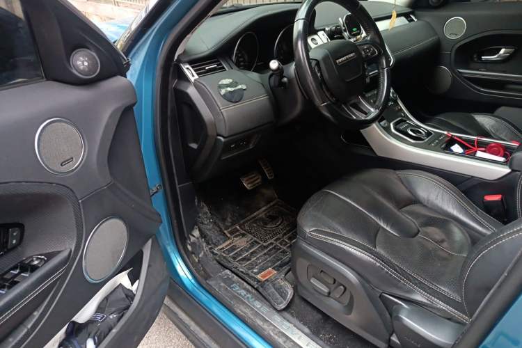 Used Land Rover Range Evoque 2014 2.0T 5-Door Ignite Edition Driver Seat