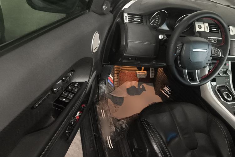 Used Land Rover Range Evoque 2014 2.0T 5-Door Ignite Edition Driver Seat
