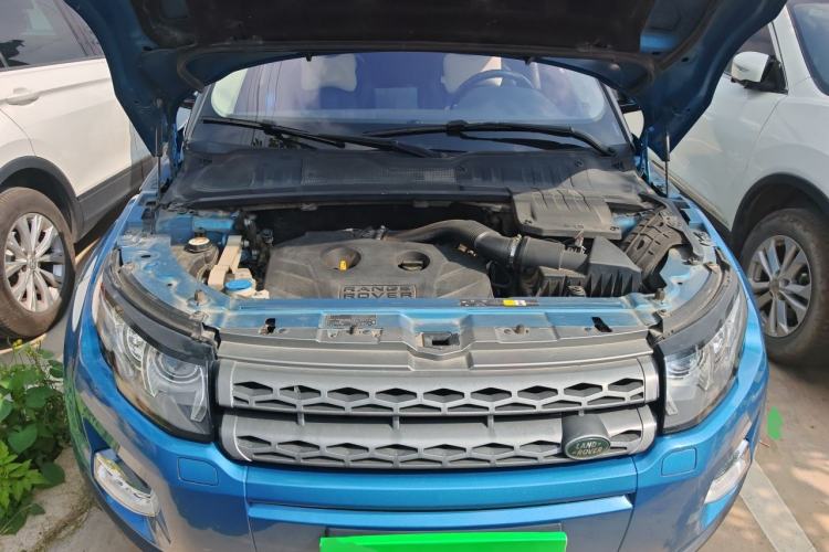 Used Land Rover Range Evoque 2014 2.0T 5-Door Luxury Edition Engine Bay