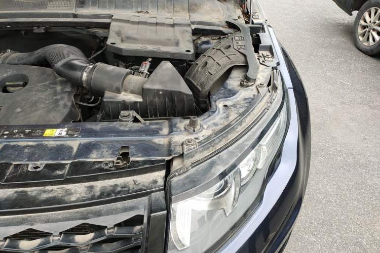 Used Land Rover Range Evoque 2014 2.0T 5-Door YAOZHEN Edition Engine Bay Left
