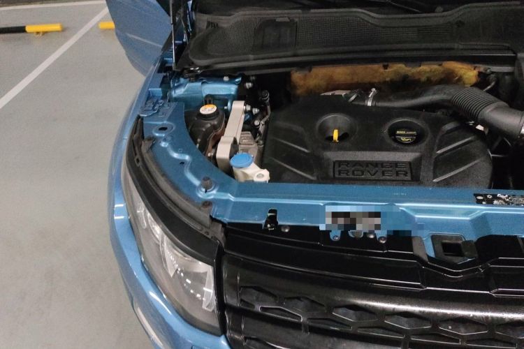 Used Land Rover Range Evoque 2014 2.0T 5-Door Ignite Edition Engine Bay Right