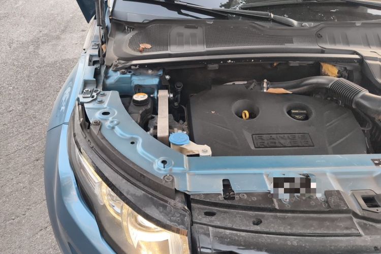 Used Land Rover Range Evoque 2014 2.0T 5-Door Ignite Edition Engine Bay Right