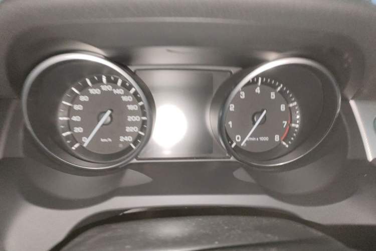 Used Land Rover Range Evoque 2014 2.0T 5-Door Ignite Edition Instrument Cluster