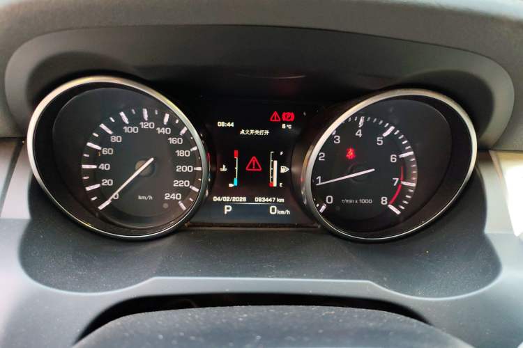 Used Land Rover Range Evoque 2014 2.0T 5-Door Luxury Edition Instrument Cluster
