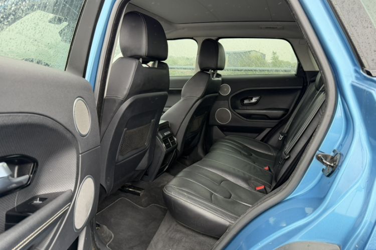 Used Land Rover Range Evoque 2014 2.0T 5-Door Ignite Edition Interior 3