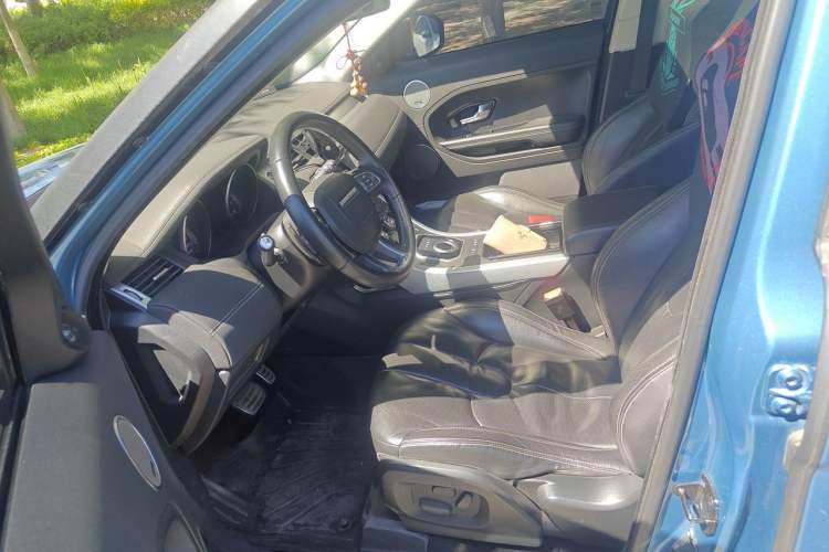 Used Land Rover Range Evoque 2014 2.0T 5-Door Ignite Edition Left Front Seat