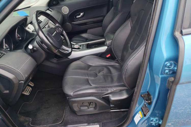 Used Land Rover Range Evoque 2014 2.0T 5-Door Ignite Edition Left Front Seat